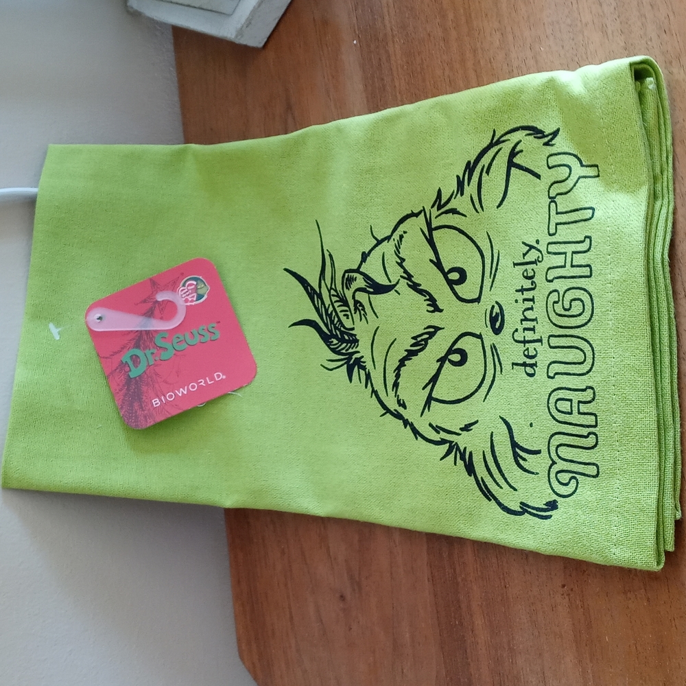 Grinch kitchen towel
